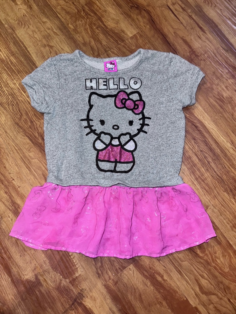 Girls size Medium 8 Sanrio Hello Kitty Short Sleeve tutu t-shirt Top graphic Pri